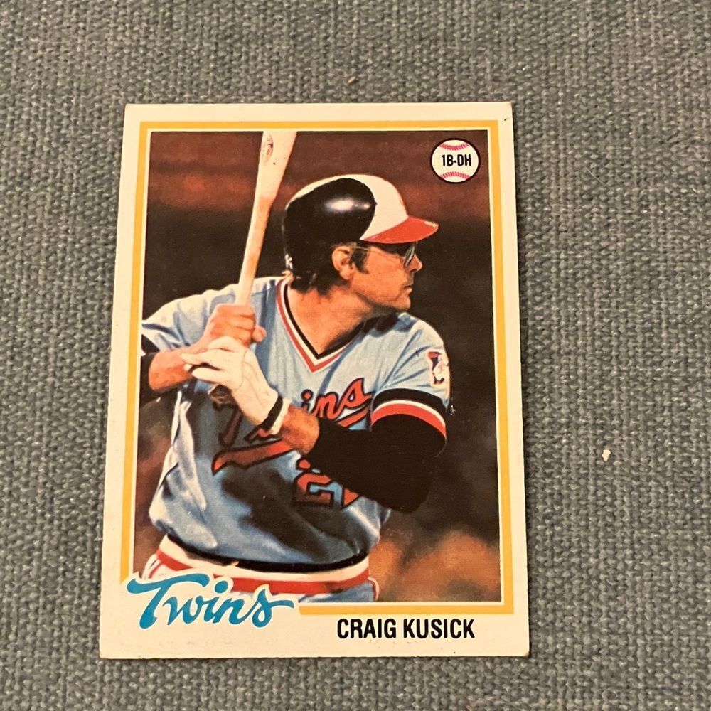 1978 Topps Minnesota Twins Baseball Card Trading Card - Picture 1 of 2